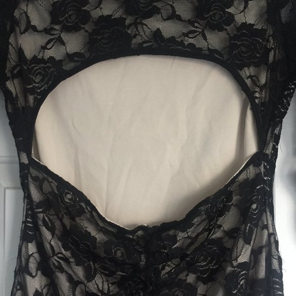 Black Lace Mini Dress With Back Cut Out - Picture 4 of 4